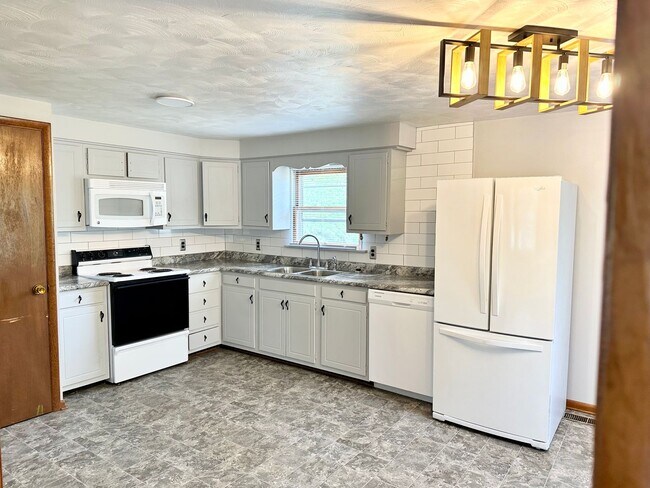 Foto del edificio - 6320-6322 N Fruitridge St