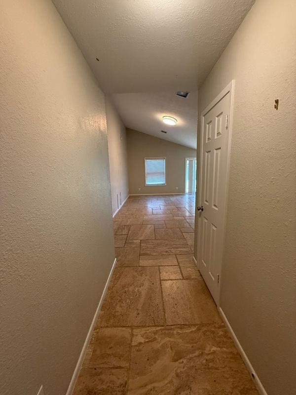 Building Photo - 3203 Bahia Dr