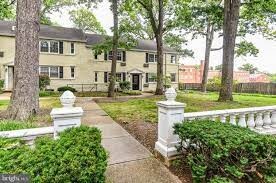 Foto principal - 201 N Trenton St