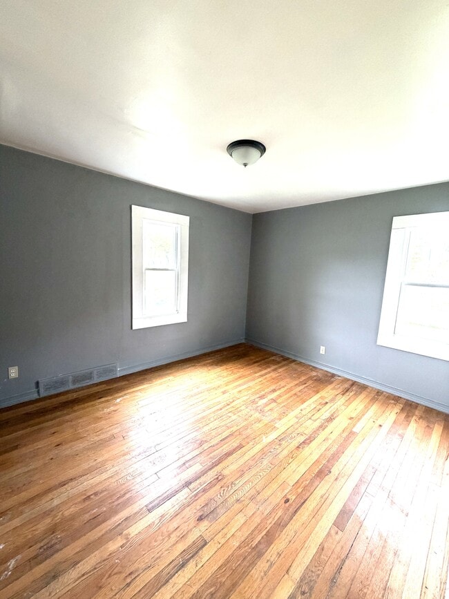 Foto del edificio - 1486 Lavender Ave