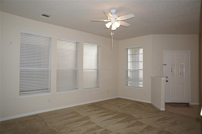 Building Photo - 7418 Hollister Spring
