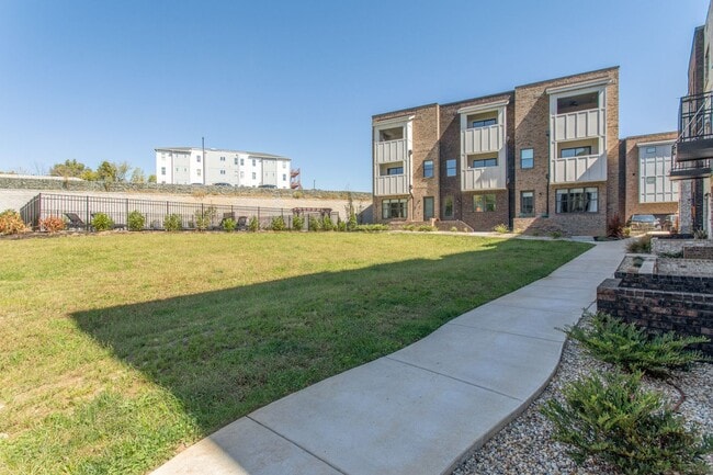 Foto del edificio - 732 Inspiration Blvd