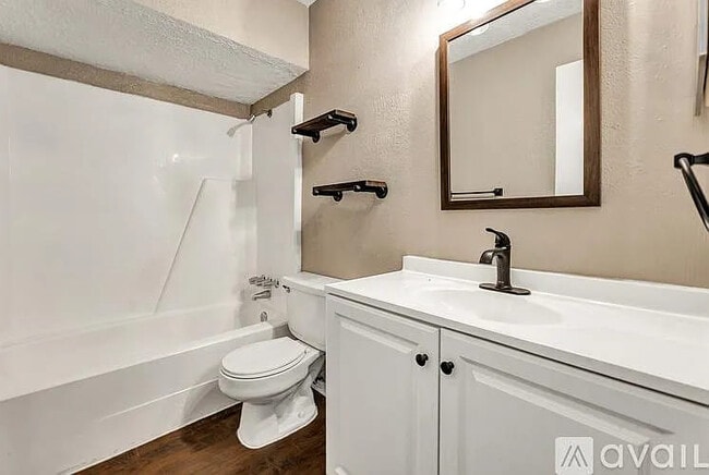 Building Photo - #A1