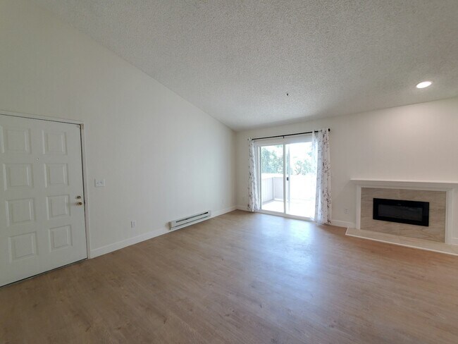 Building Photo - 37426 Parish Cir