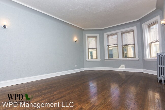 Building Photo - 7625 S East End Ave