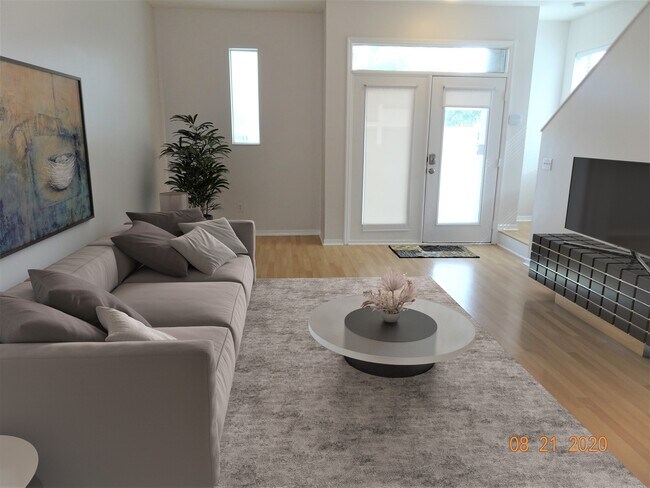Foto del edificio - 724 4th Ave S