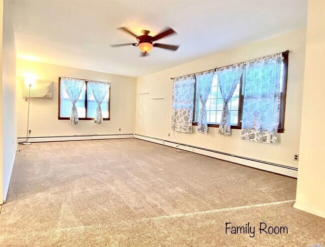 Foto del edificio - 333 Loring Rd