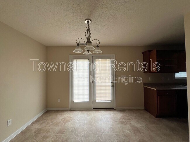 Foto del edificio - 4417 Harborgate Rd