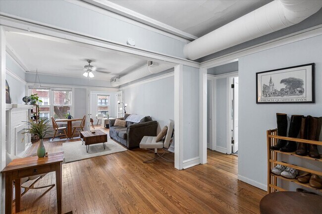 Foto del edificio - 6656 N Newgard Ave