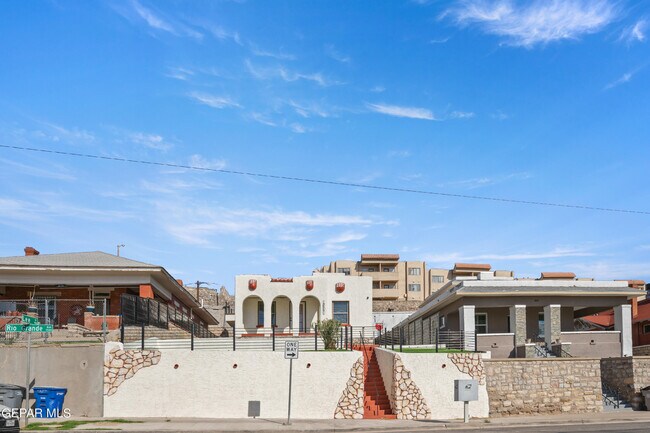 Foto del edificio - 1531 W Rio Grande Ave