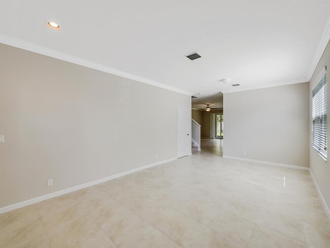 Building Photo - 7091 Limestone Cay Rd
