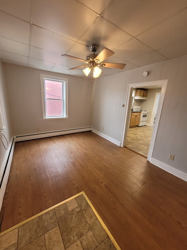 10 Berlin St, Spring Grove, PA 17362 Townhome Rentals in Spring Grove