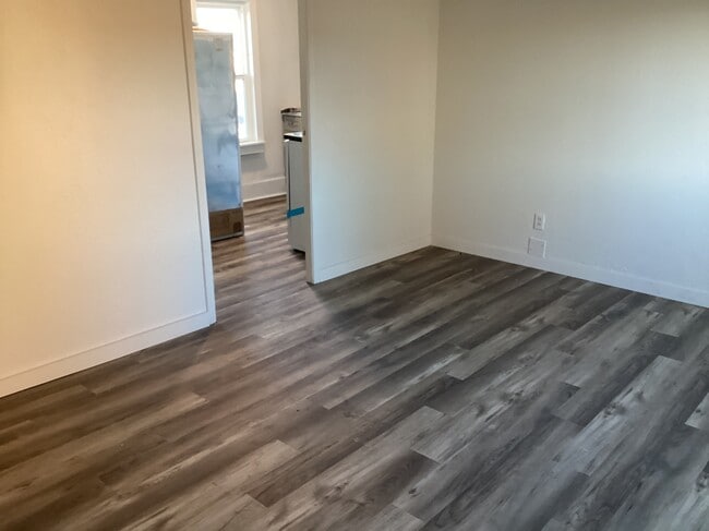 Foto del edificio - 436 2nd Ave E