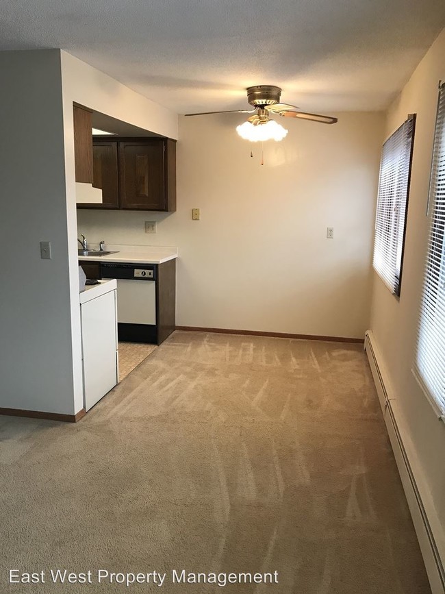 Foto del edificio - 1701 Kenwood Ave