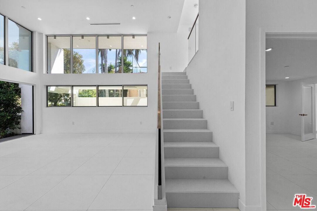 Foto principal - 621 Kings Rd