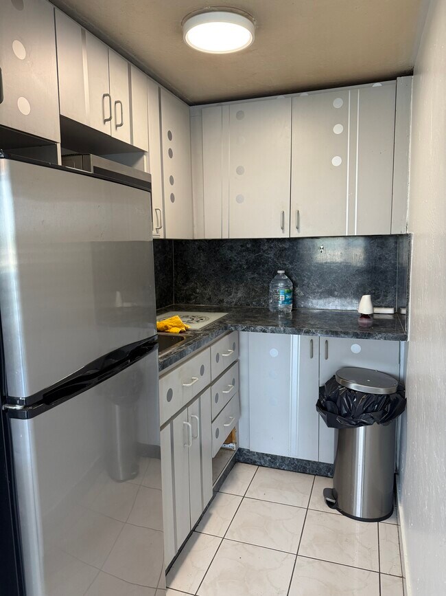 Foto del edificio - 6484 Indian Creek Dr