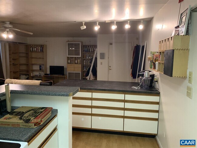 Foto del edificio - 1215 Wertland St