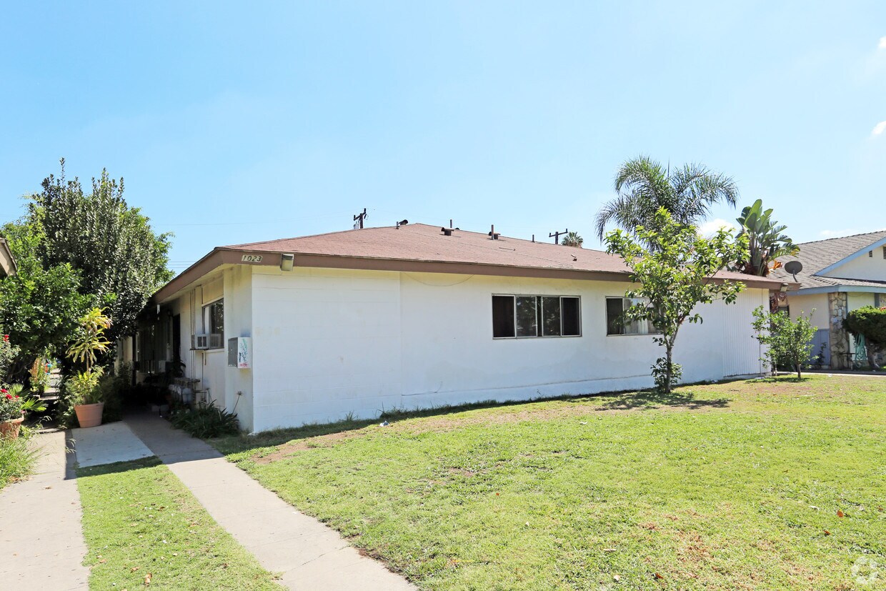 Primary Photo - 1023 N Lincoln St
