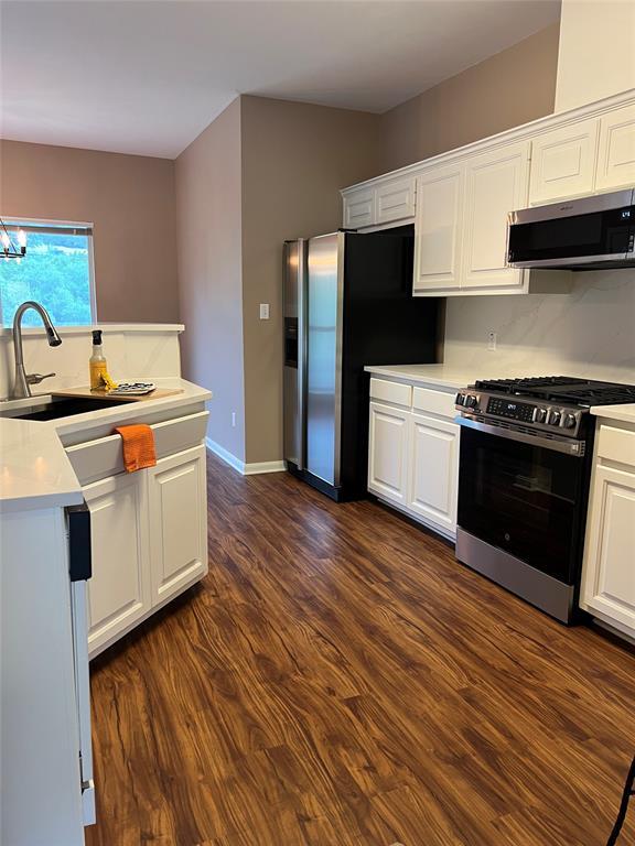 Foto del edificio - 6709 Fort Davis Cove