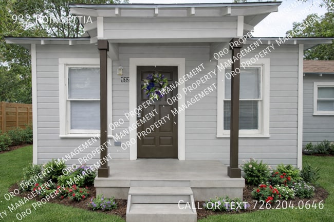 Building Photo - Stylish Family Home Near Downtown