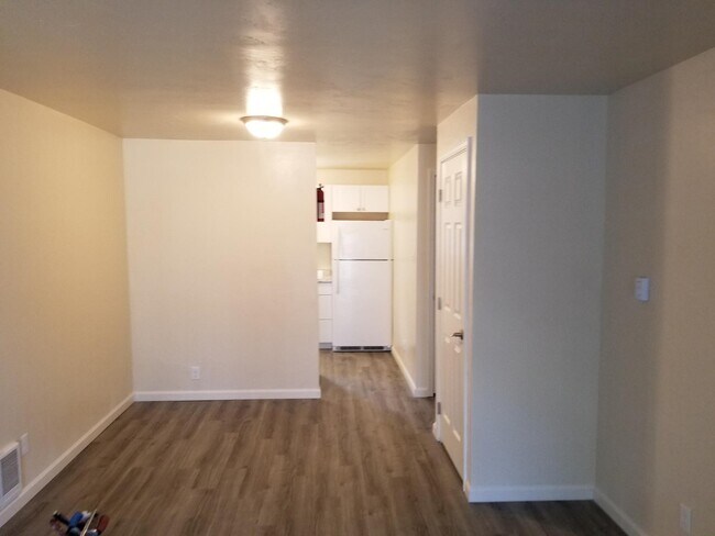 Foto del edificio - 415 2nd Ave E