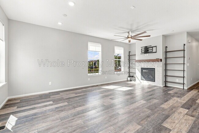 Foto del edificio - 21200 E 61st Ave