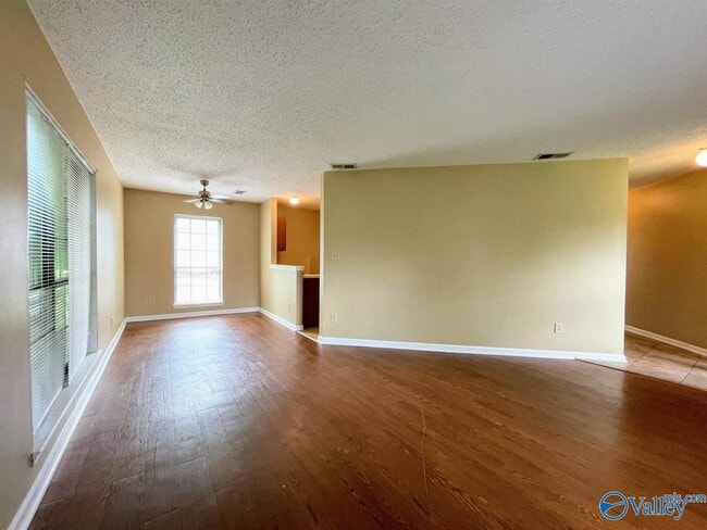 Building Photo - 111 Westscott Dr