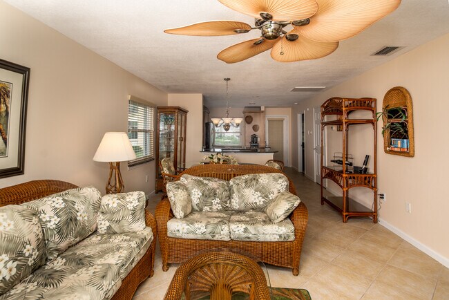 Foto del edificio - 1815 Mariner Dr