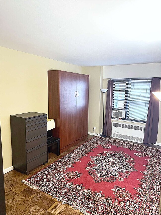 Foto del edificio - 387 Grand St