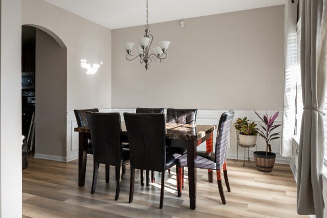 Building Photo - 5028 Manning Dr