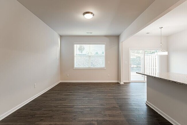 Building Photo - Brand New Townhome in Peachtree Park in Du...