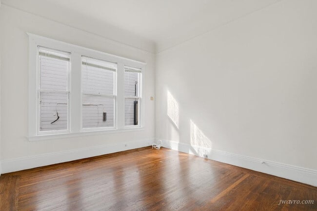 Building Photo - 839 Divisadero St