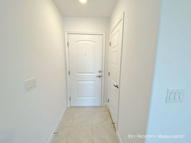 Foto del edificio - 317 Bay Village Pl