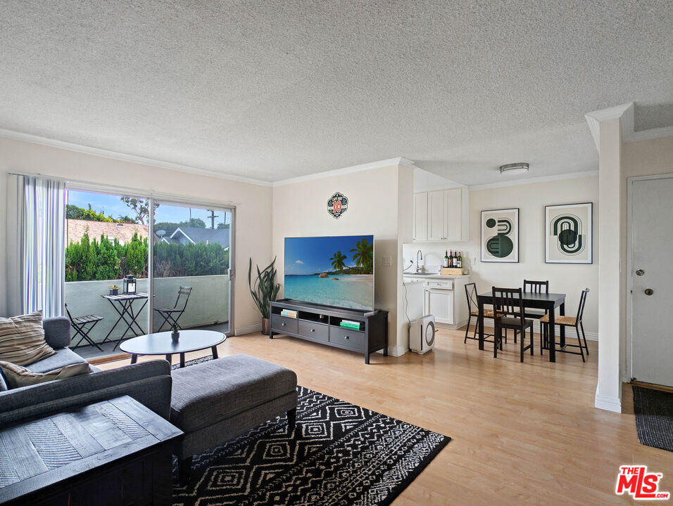 Foto principal - 440 Raymond Ave