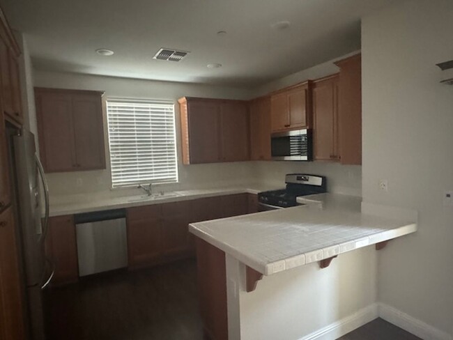 Foto del edificio - Home for Rent in Roseville, CA