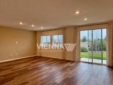 Building Photo - 1262 Bray Dr