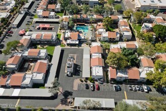 Building Photo - 3409 S Rural Rd