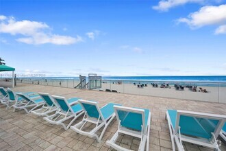 Building Photo - 3725 S Ocean Dr