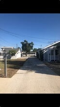 Building Photo - 3250 1/2 Walnut Grove Ave