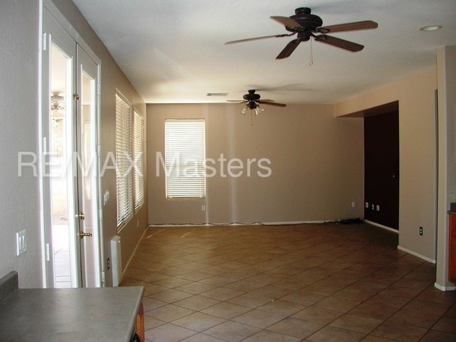 Building Photo - 926 E Del Rio St, Gilbert