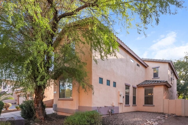 Building Photo - 15360 S Camino Agua Azul