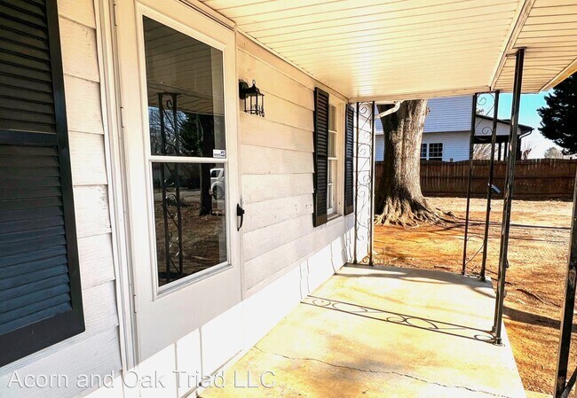 Foto del edificio - 2 br, 1 bath House - 2813 Troy Drive