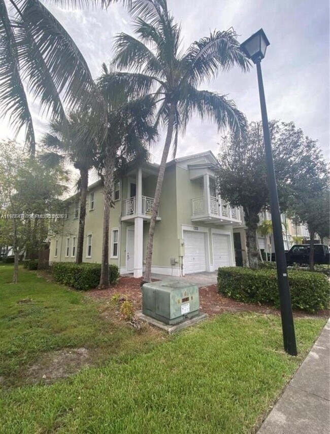 Foto del edificio - 7414 NW 107 Ct