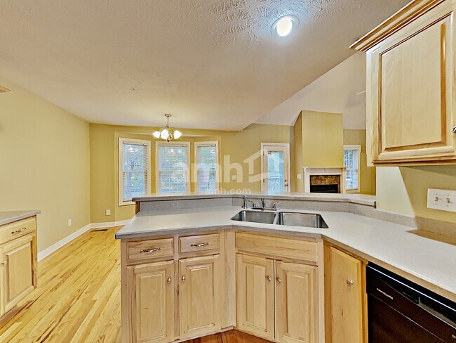 Building Photo - 10010 Langford Ct