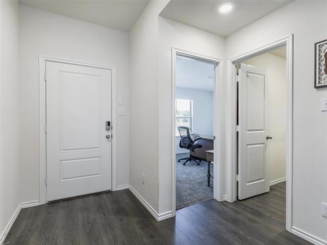 Foto del edificio - 11320 Headwater Ct