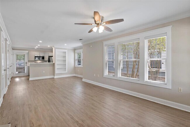 Building Photo - 1725 Harvey Mitchell Pkwy S