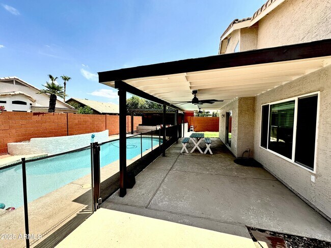 Building Photo - 4708 E Thunderhill Pl