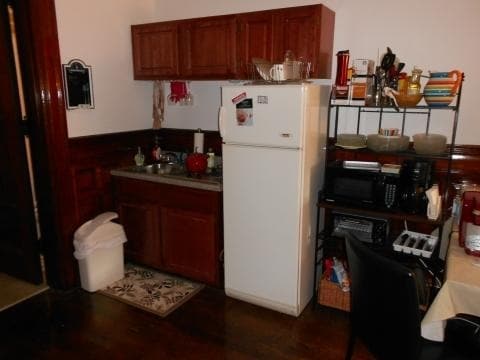 Foto del edificio - 1061 Beacon St