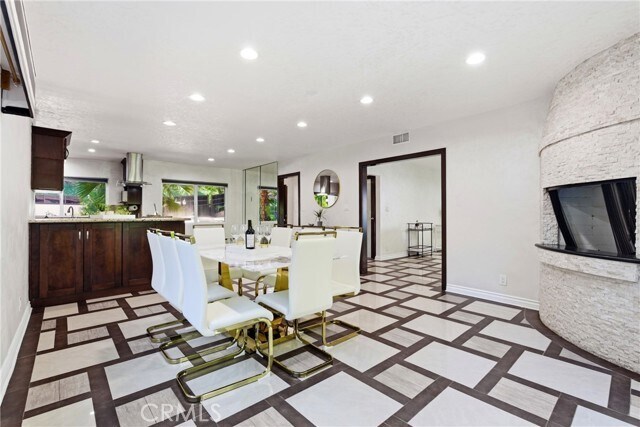 Foto del edificio - 5836 Winnetka Ave