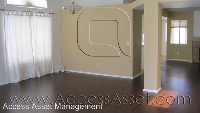 Building Photo - 4 br, 2 bath House - 12971 August Cir.